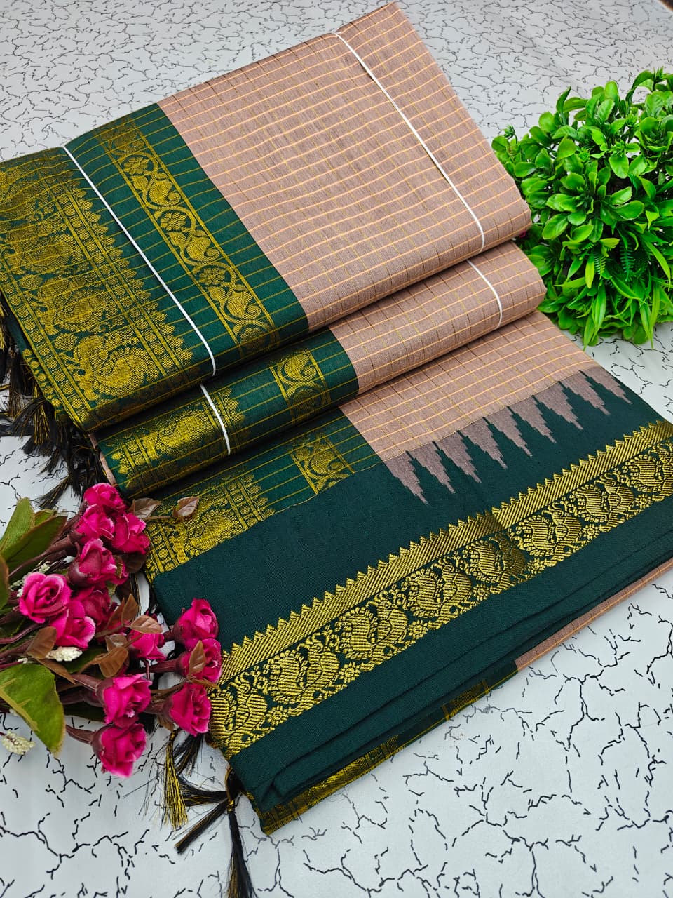 Kalyani Cotton Checked Saree BM031